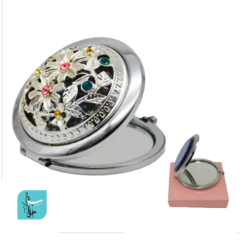 ست لوازم آرایشی و مانیکور تبلیغاتی بانوان