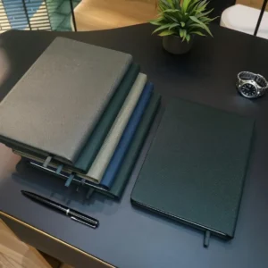 نمای دیگر سررسید وزیری 1405 آرام